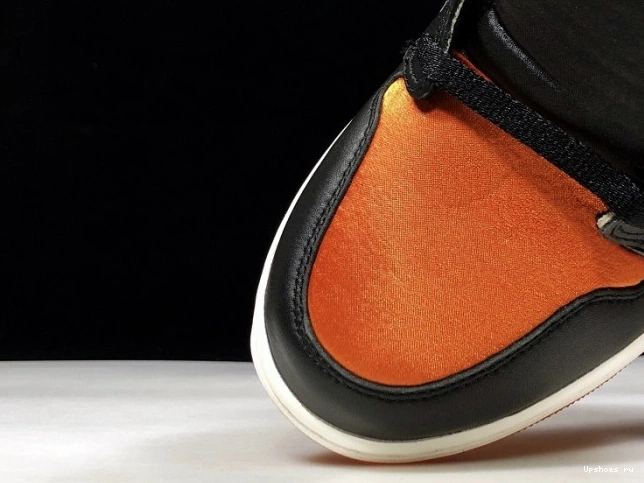 SL Backboard' Jordan OG AV3725-010 1 'Satin AIR HI Shattered Re 0813